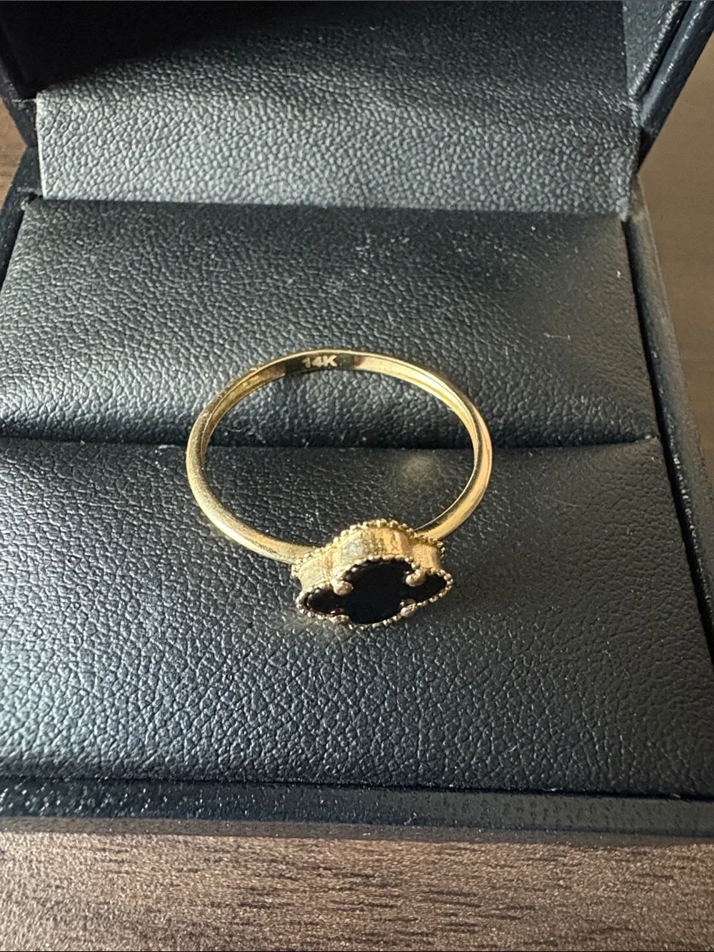 N/A elegant gold